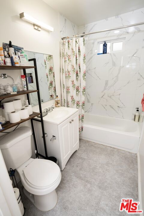 1503 W 84th Place Property Photo 15