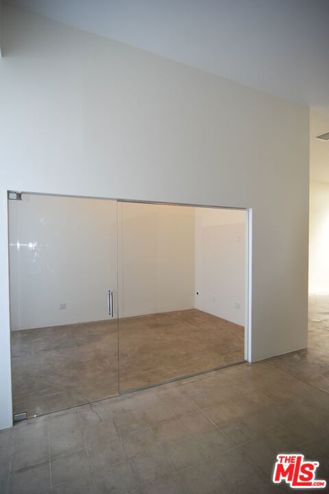 310 Venice Way Property Photo 39