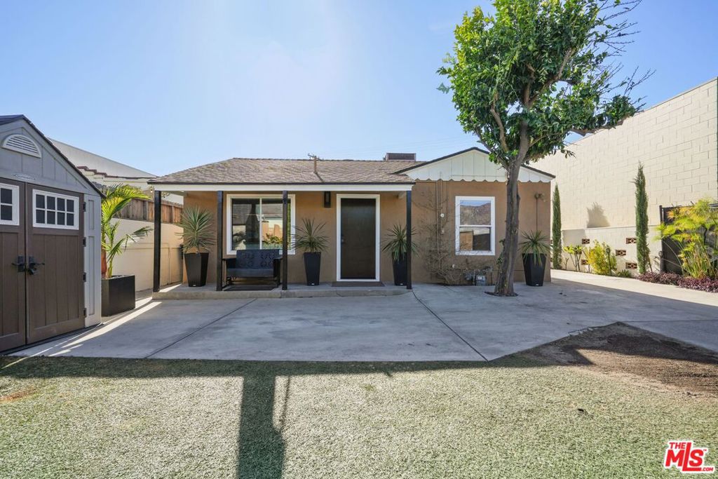 421 N Moss Street Property Photo 44