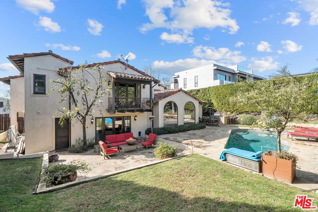 1618 Stradella Road Property Photo 39