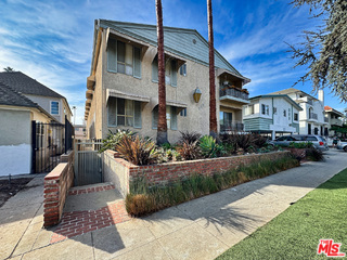 854 9th Street Property Photo 3