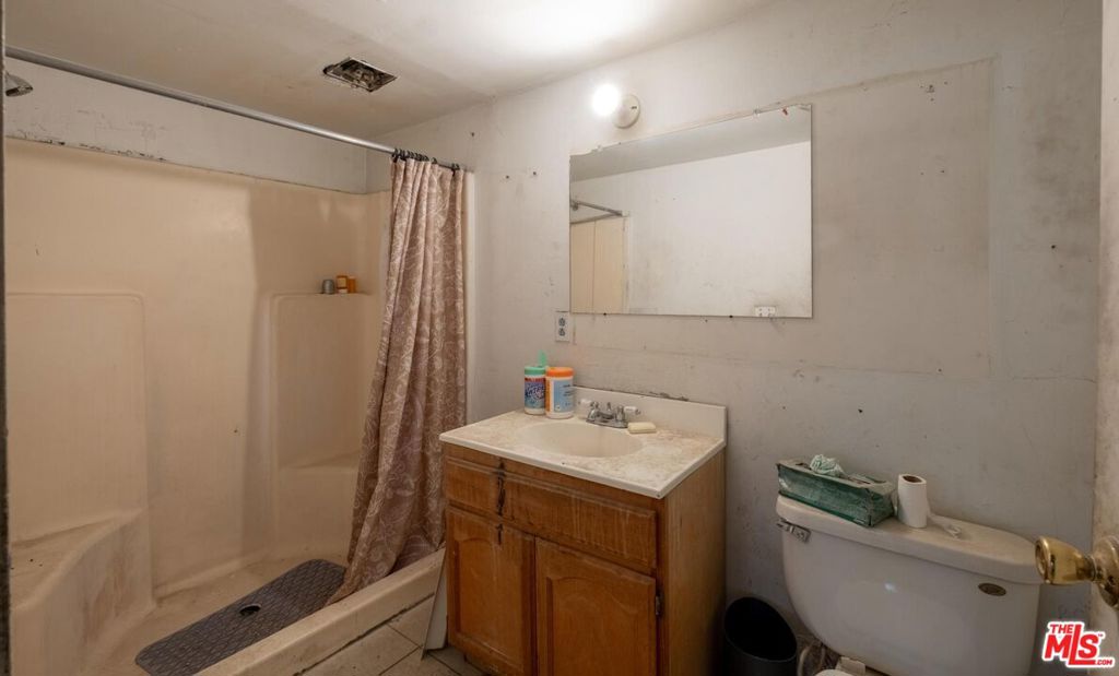 4812 Huntington Drive Property Photo 11