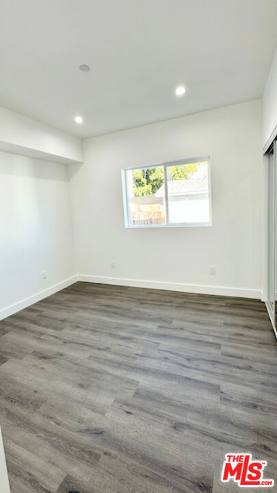 1339 S Hudson Avenue Property Photo 10