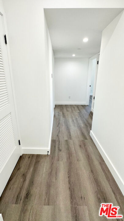 1339 S Hudson Avenue Property Photo 14