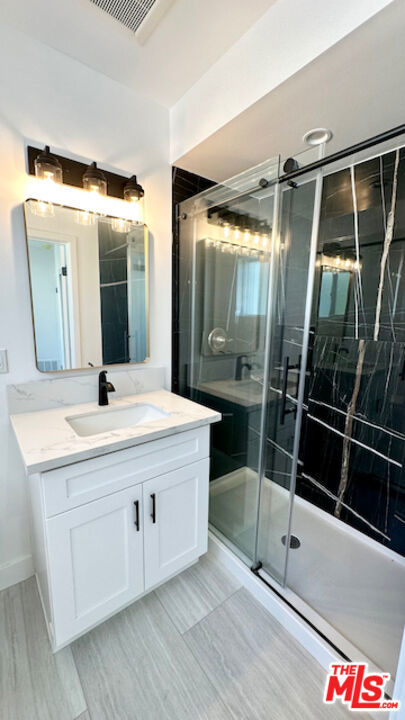 1339 S Hudson Avenue Property Photo 17
