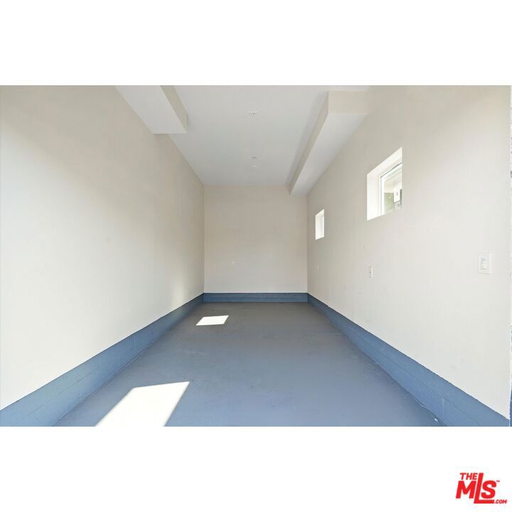 1116 S Mariposa Avenue Property Photo 11
