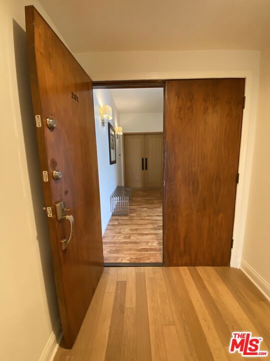 125 S Elm Drive 201 Property Photo 4