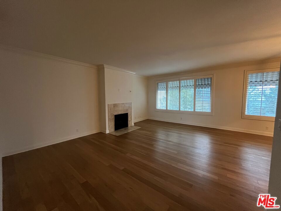 125 S Elm Drive 201 Property Photo 14