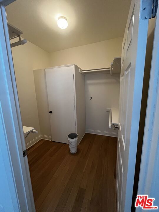 125 S Elm Drive 201 Property Photo 30