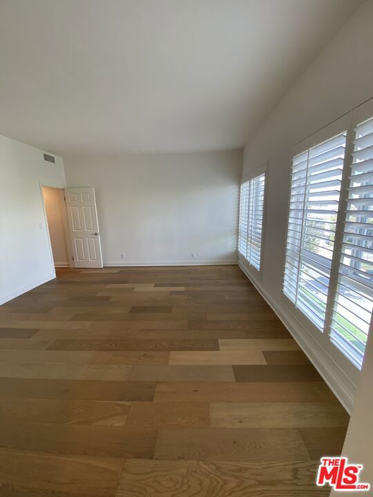 125 S Elm Drive 201 Property Photo 45