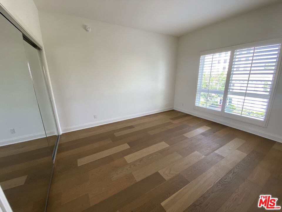 125 S Elm Drive 201 Property Photo 53