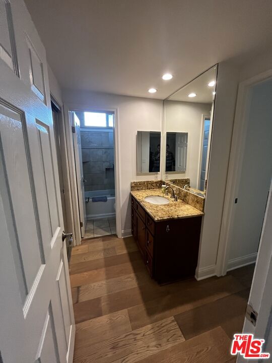 125 S Elm Drive 201 Property Photo 59