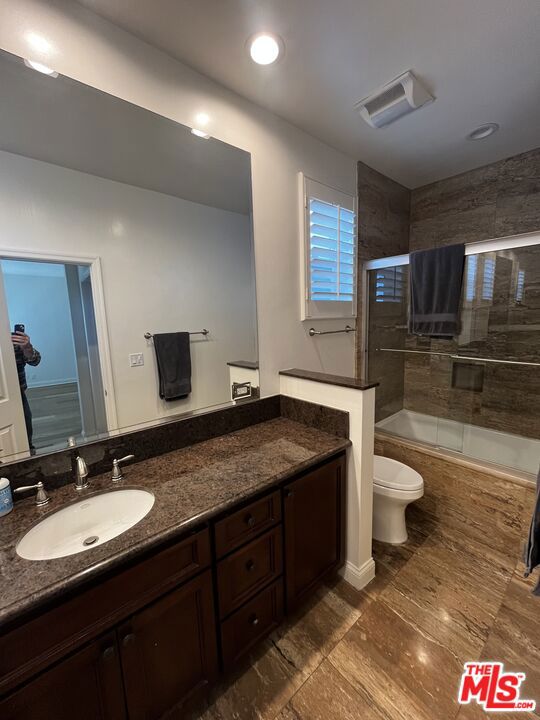 125 S Elm Drive 201 Property Photo 65