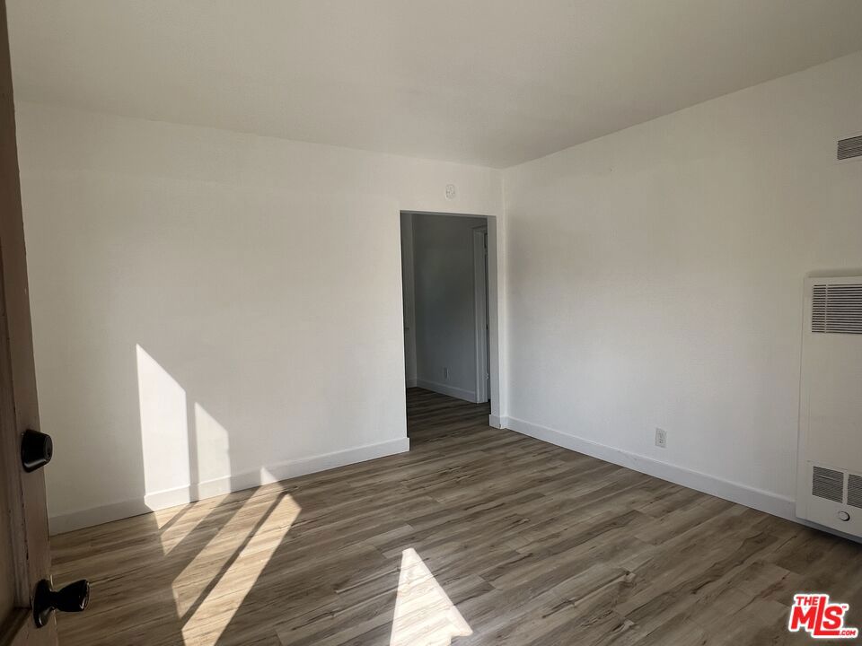 2924 Exposition Boulevard Property Photo 6