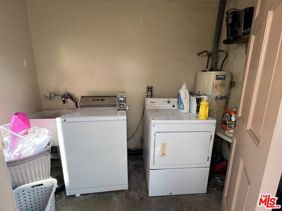2924 Exposition Boulevard Property Photo 18