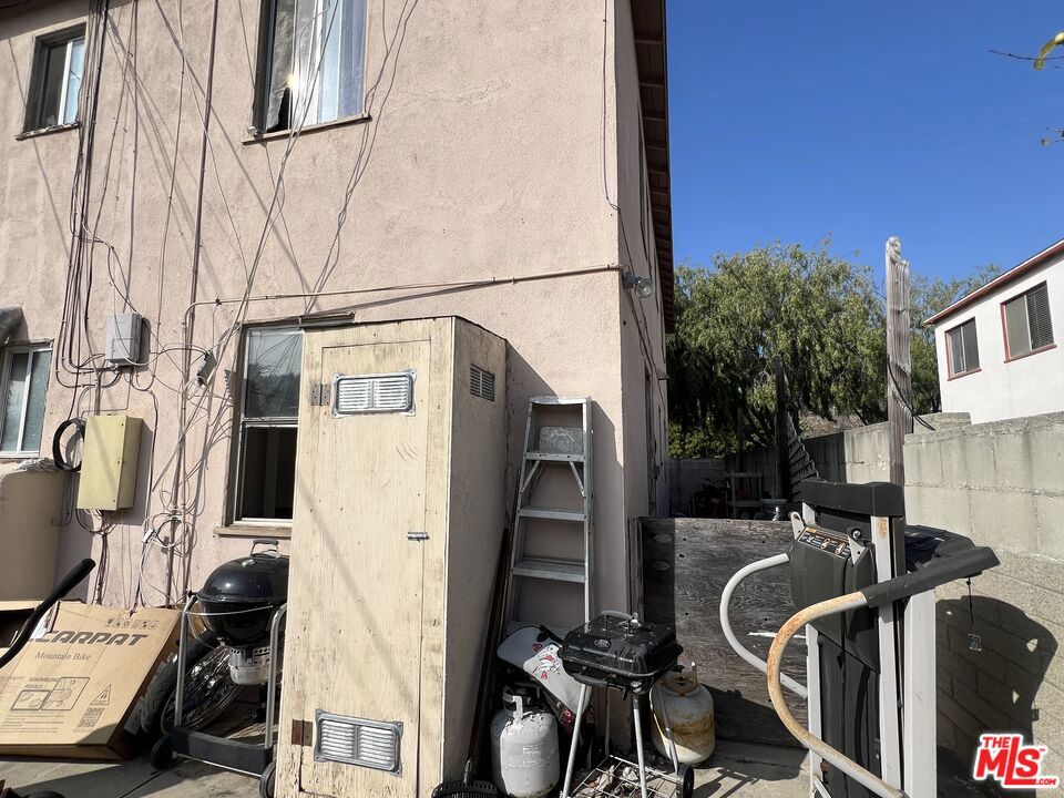 2924 Exposition Boulevard Property Photo 22