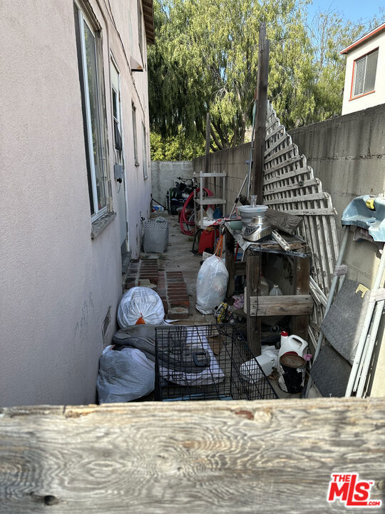 2924 Exposition Boulevard Property Photo 36
