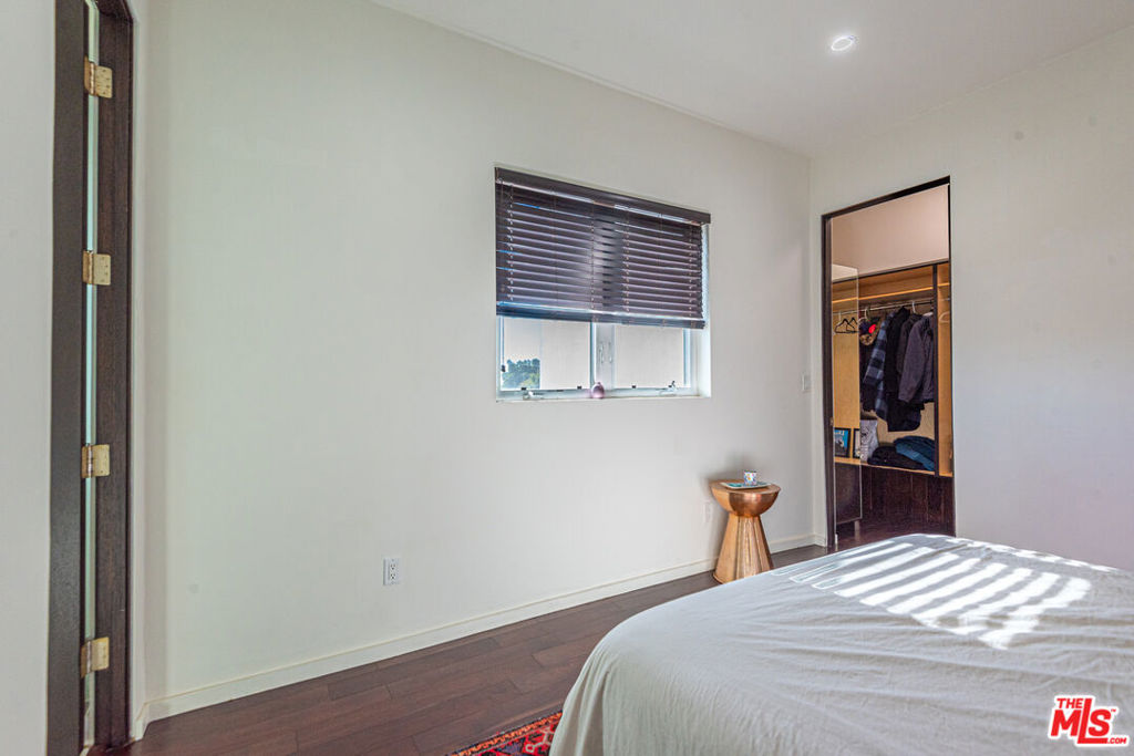 1336 N Fairfax Avenue Property Photo 35