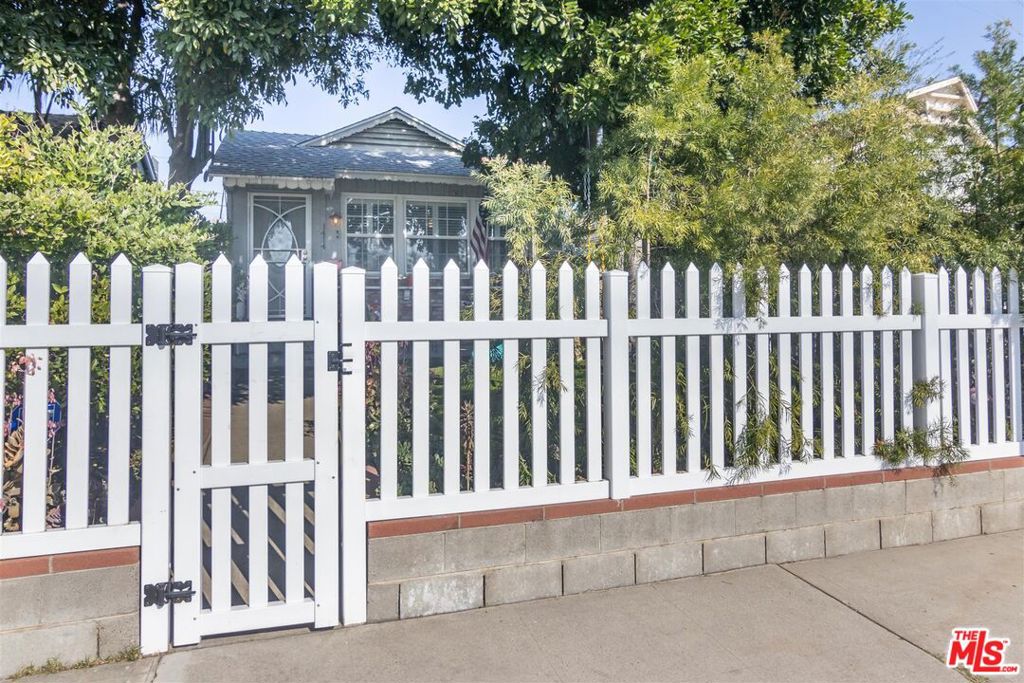 1414 N Whitnall Highway Property Photo 15