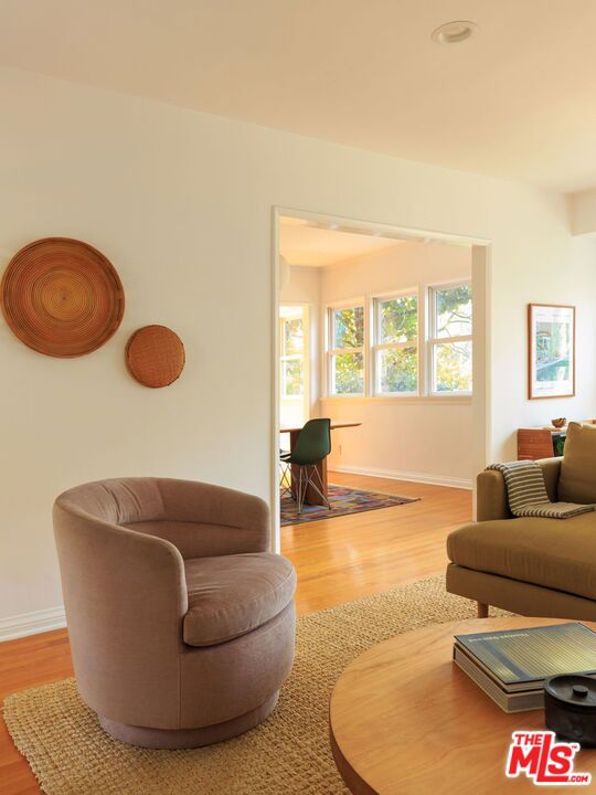 468 Glen Holly Drive Property Photo 6