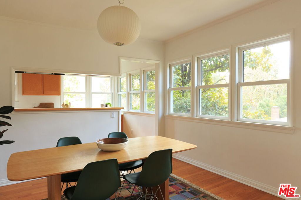 468 Glen Holly Drive Property Photo 8