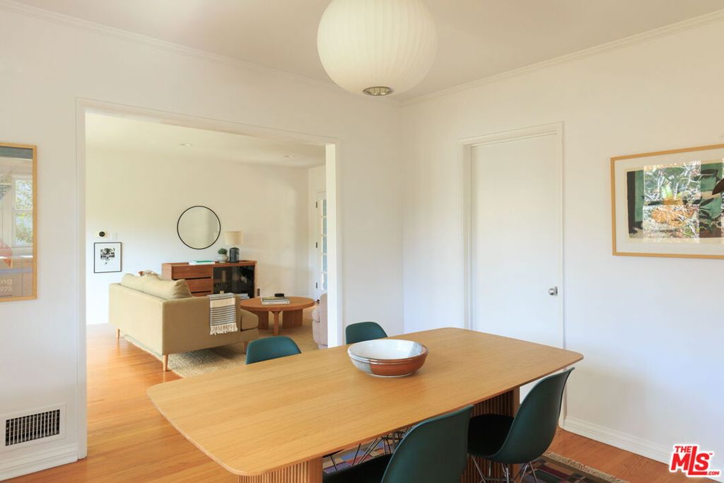 468 Glen Holly Drive Property Photo 10