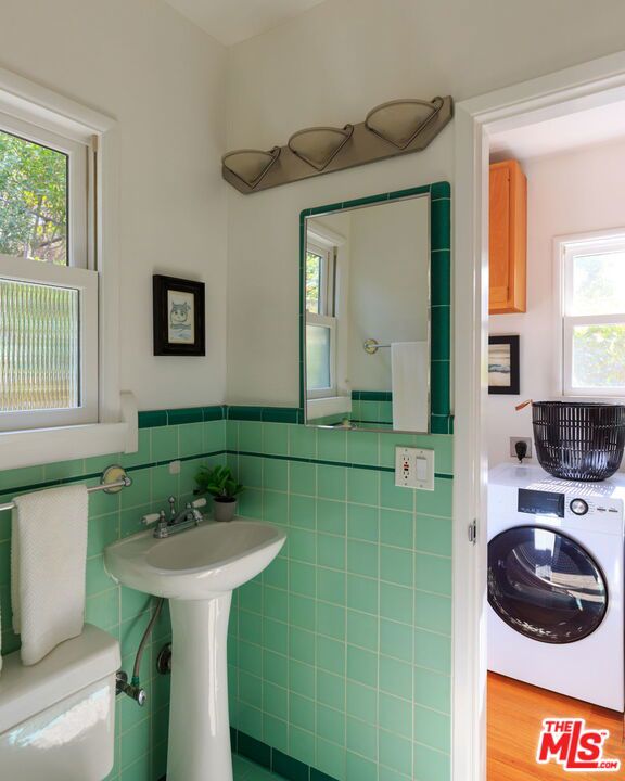 468 Glen Holly Drive Property Photo 17