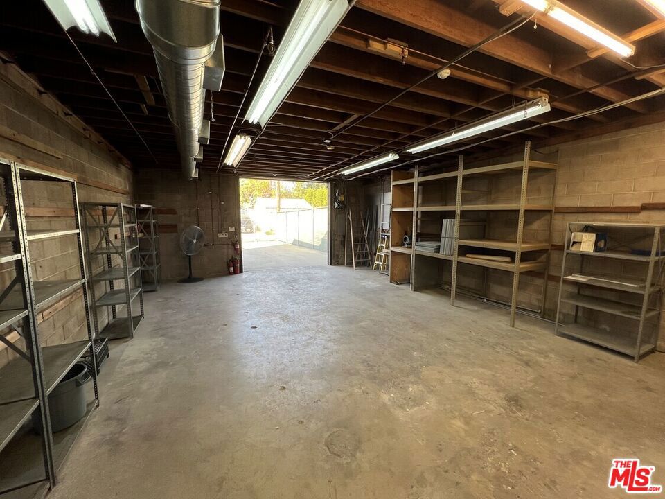 5639 Cahuenga Boulevard Property Photo 4