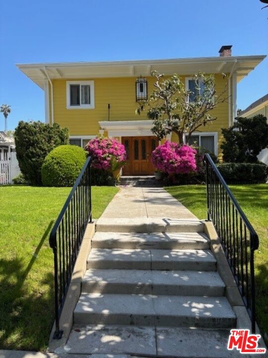 452 Westminster Avenue Property Photo