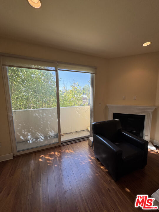 11722 Ohio Avenue 204 Property Photo 9