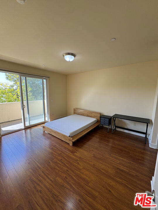 11722 Ohio Avenue 204 Property Photo 13