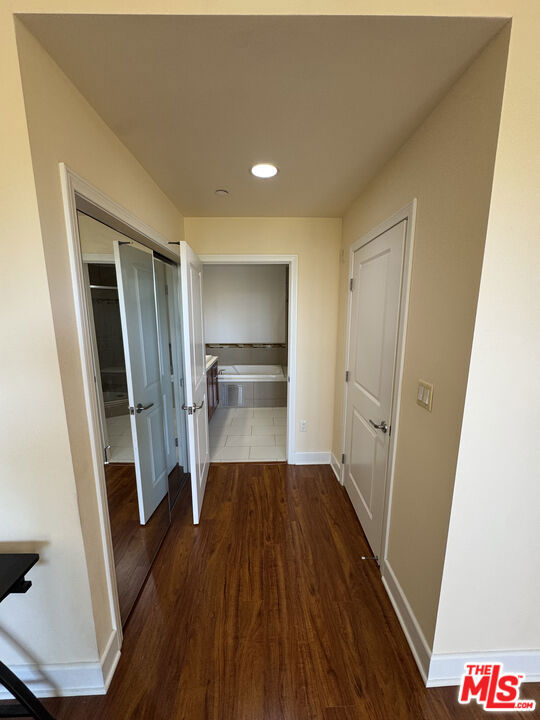 11722 Ohio Avenue 204 Property Photo 20