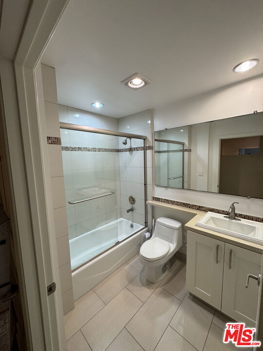11722 Ohio Avenue 204 Property Photo 28