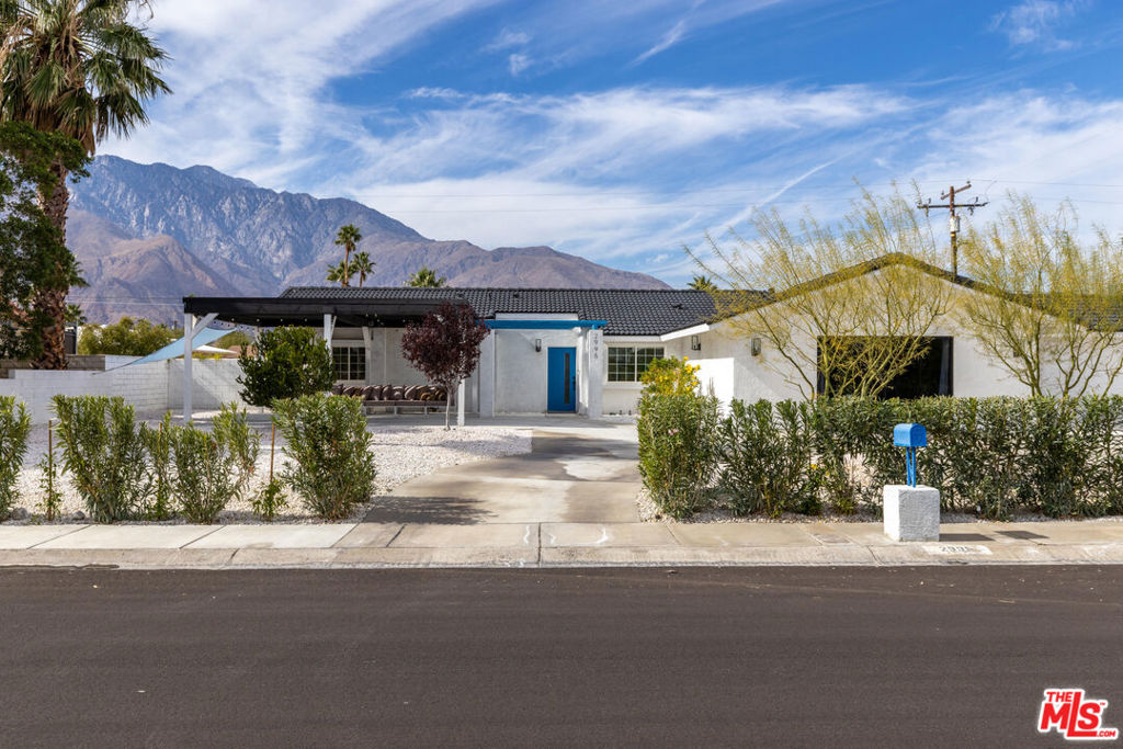 2995 N Cerritos Road Property Photo 1