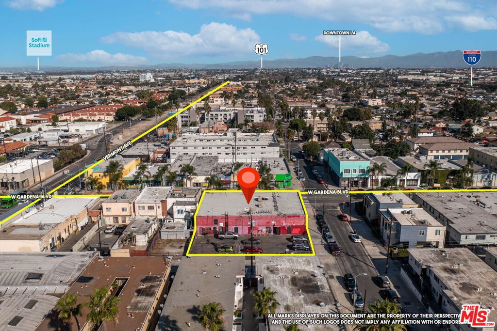 830 W Gardena Boulevard Property Photo 12