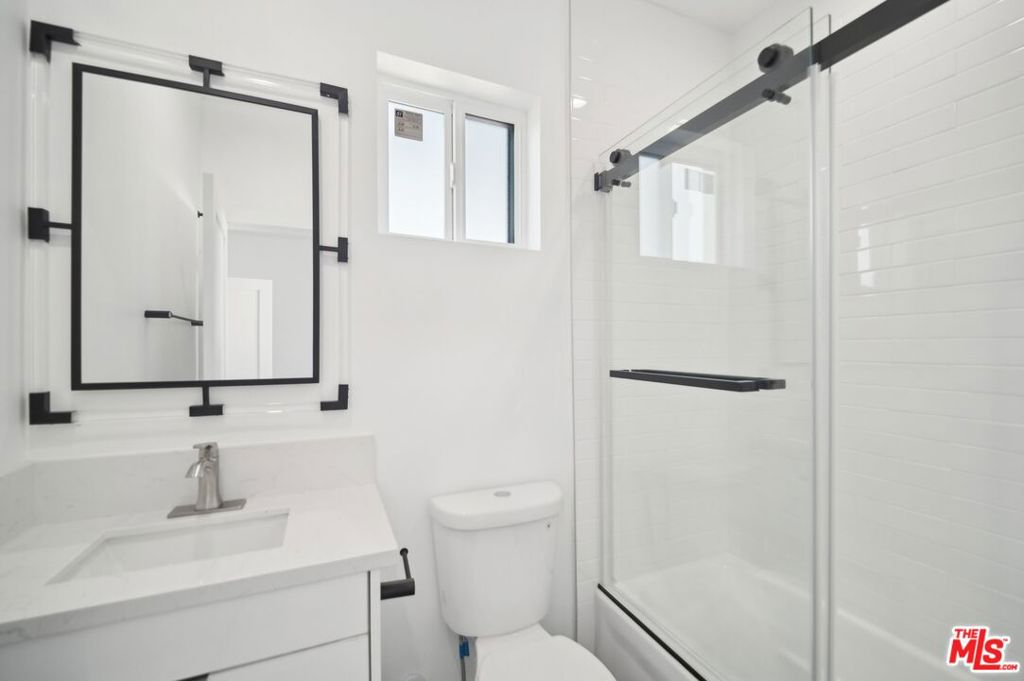 11312 Martha Street Property Photo 15