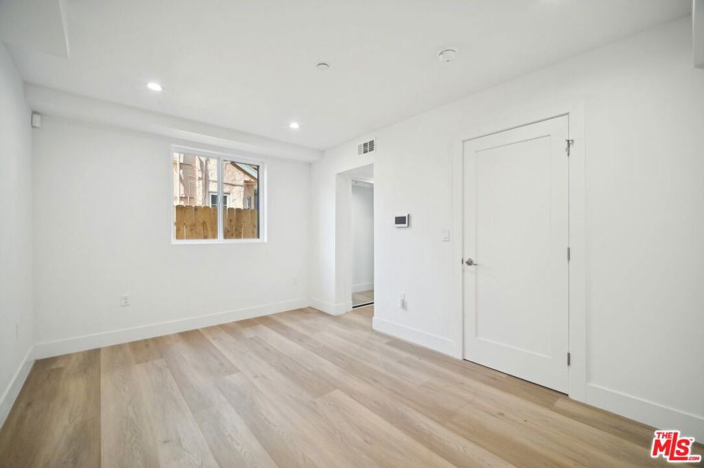 11312 Martha Street Property Photo 30