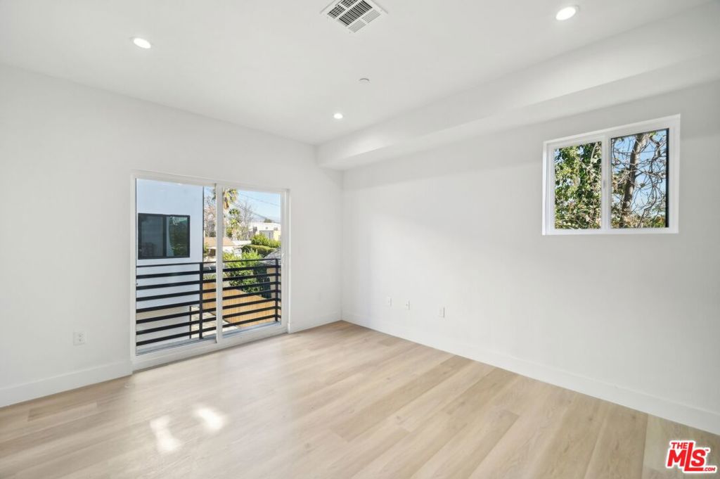 11312 Martha Street Property Photo 44
