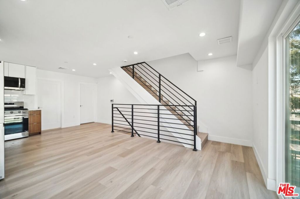 11312 Martha Street Property Photo 45