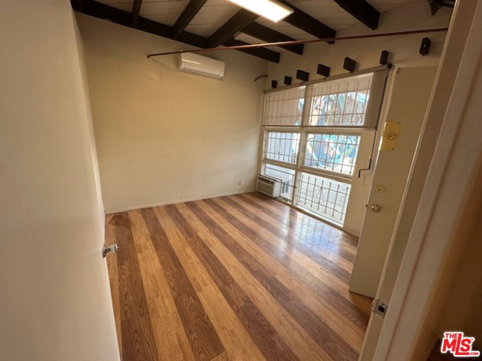 8032 West Third St. 104 Property Photo 5