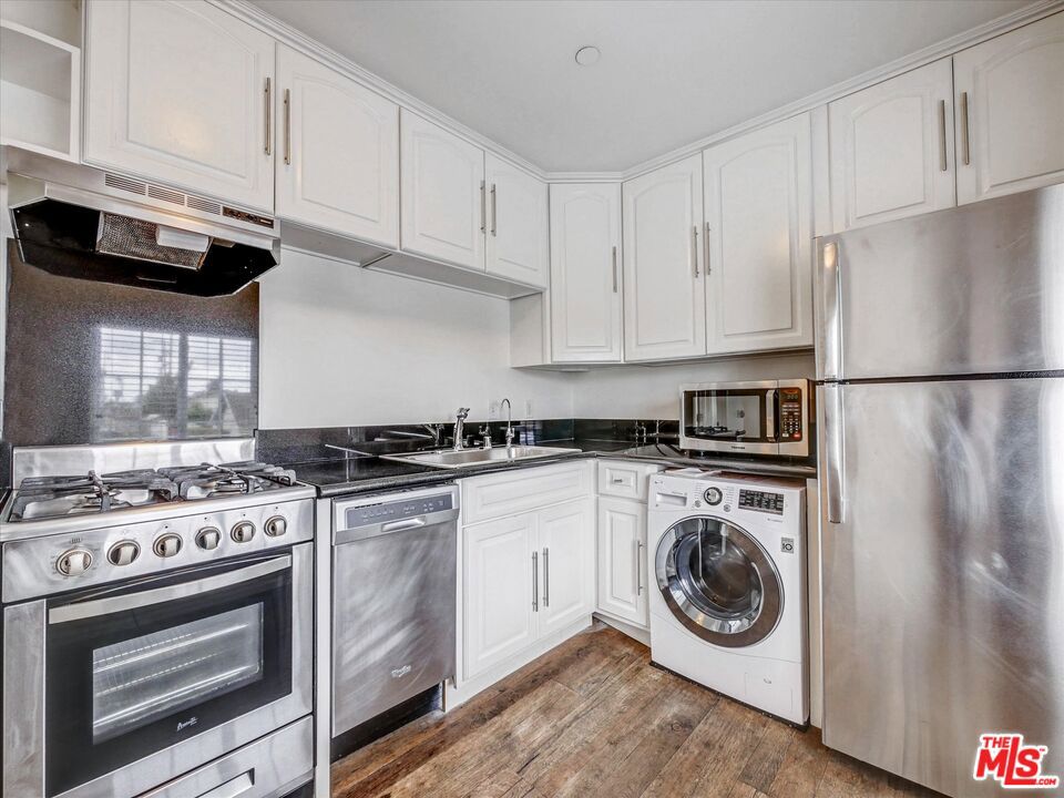 605 Indiana Avenue Property Photo 31