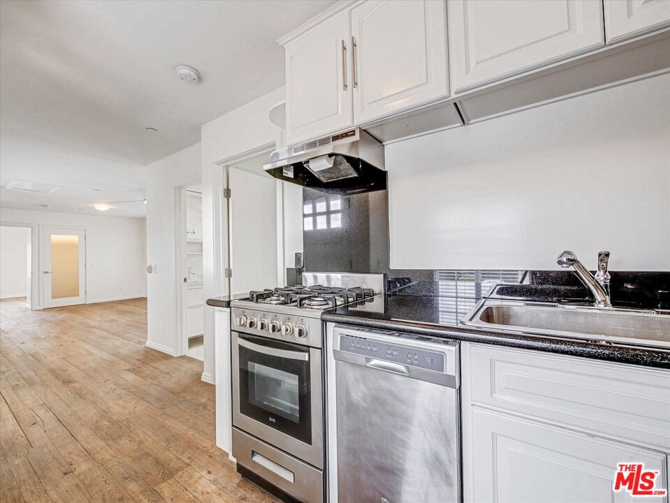 605 Indiana Avenue Property Photo 32