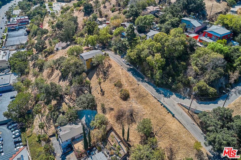 1939 Rosebud Avenue Property Photo 18