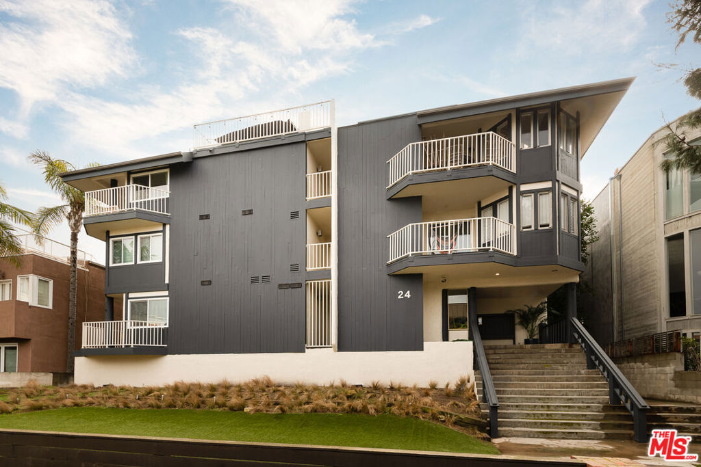 24 Westwind Street A Property Photo 2