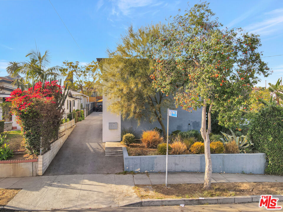 901 Rosemont Avenue Property Photo 15