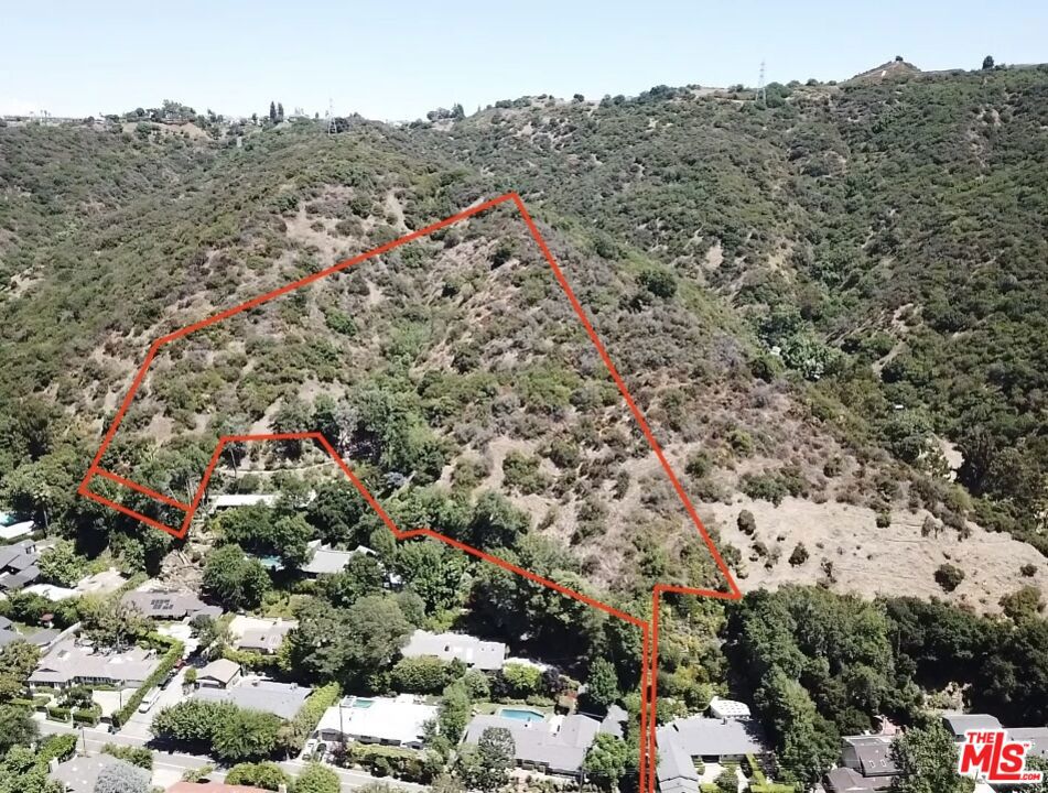0 Mandeville Canyon Road Property Photo