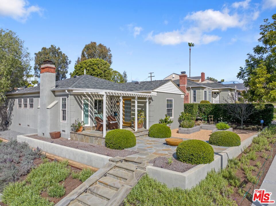 1303 Hill Street Property Photo 1