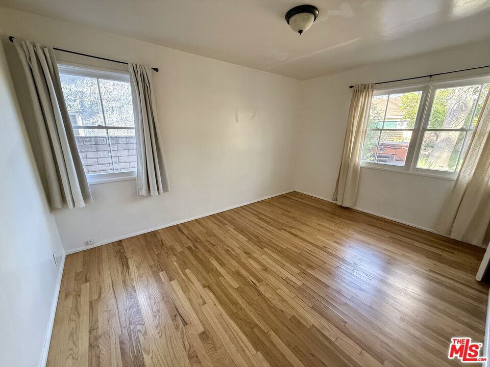 2830 Glendon Avenue Property Photo 7