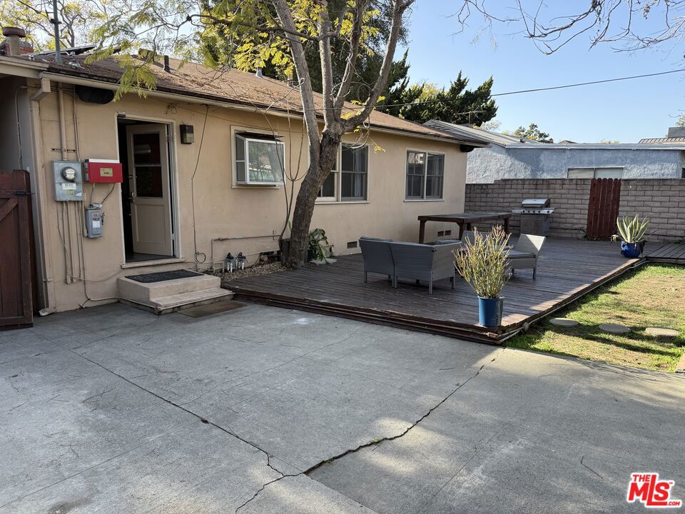 2830 Glendon Avenue Property Photo 15