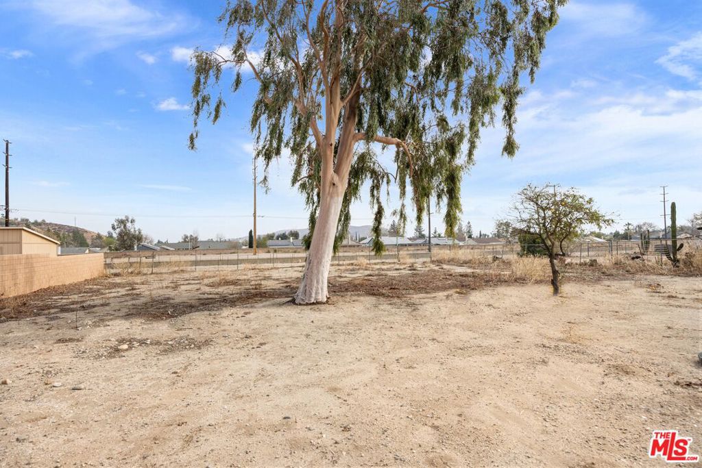5641 Surrey Lane Property Photo 23